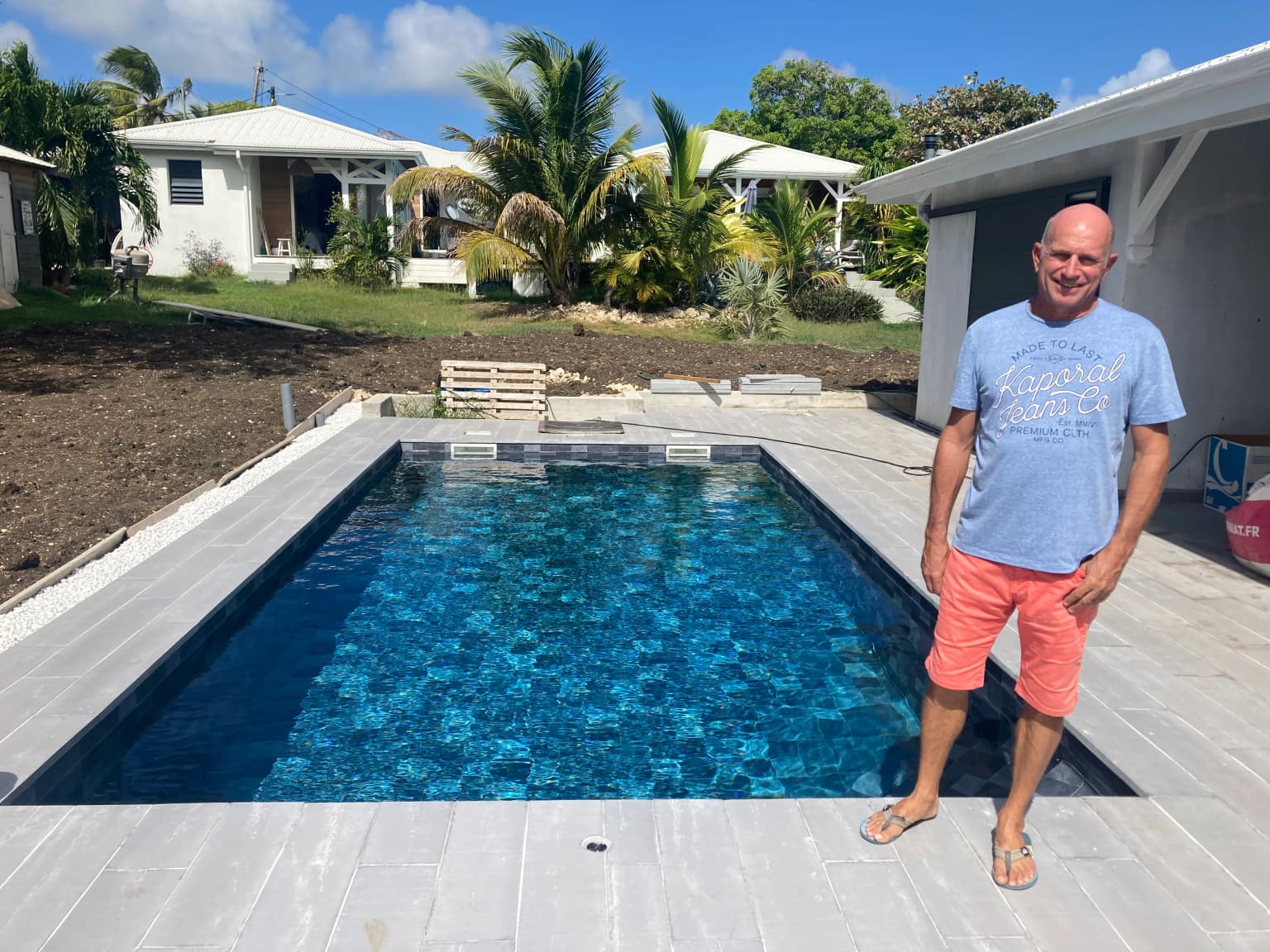 Réalisation Piscine membrane pierre de Bali